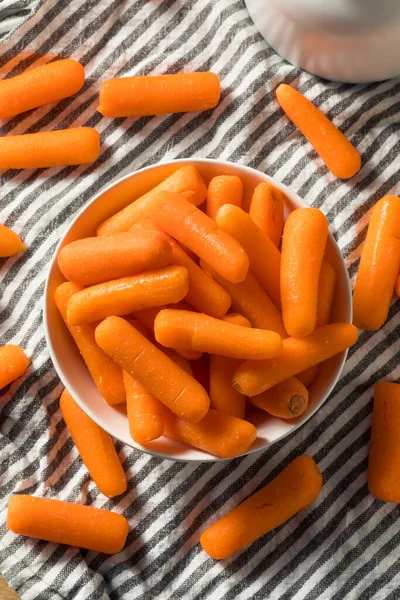 Raw Organic Baby Carrots Bowl — Stock Photo, Image