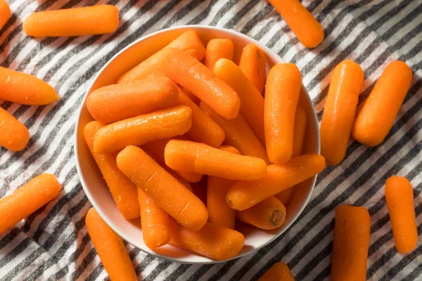 Raw Organic Baby Carrots Bowl — Stock Photo, Image