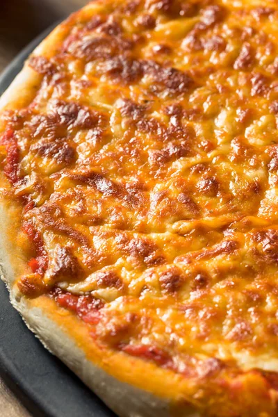 Caldo Casalingo Italiano Formaggio Pizza Pronto Mangiare — Foto Stock