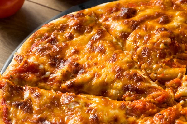 Caldo Casalingo Italiano Formaggio Pizza Pronto Mangiare — Foto Stock