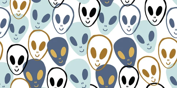 Childish seamless pattern with aliens faces ufo — Stock Vector