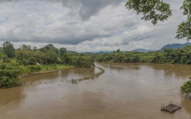 Kwai Nehri manzaraları ölüm tren Tayland