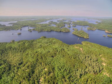 Yukarıda da görüleceği Droneroc tarafından Kuzey Minnesota'da gunflint iz
