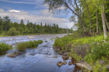 Jay Cooke Devlet Park St. Louis Nehrin güneyinde Minnesota Duluth istiyor