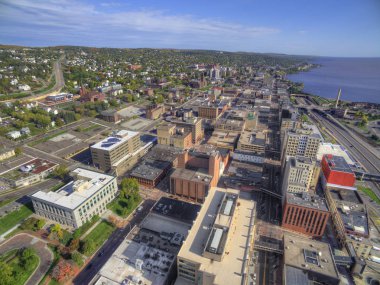 Duluth ve yaz aylarında Superior Gölü