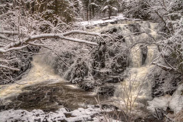 Chester Park est un parc municipal à Duluth, Minnesota pendant l'hiver — Photo