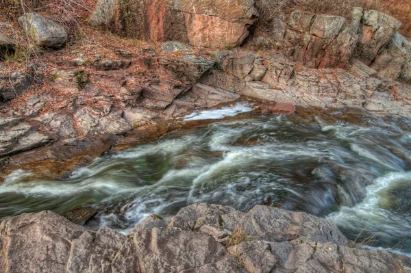 Лестер Park є популярним міський парк в Duluth, Міннесота під час усі сезони — стокове фото