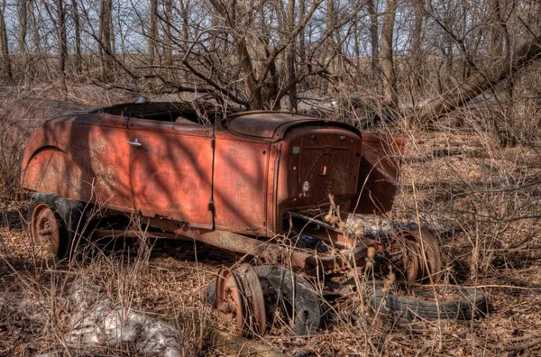 An old neglected Farm and Equipment from the Mid-20th Century in — Stock Photo, Image