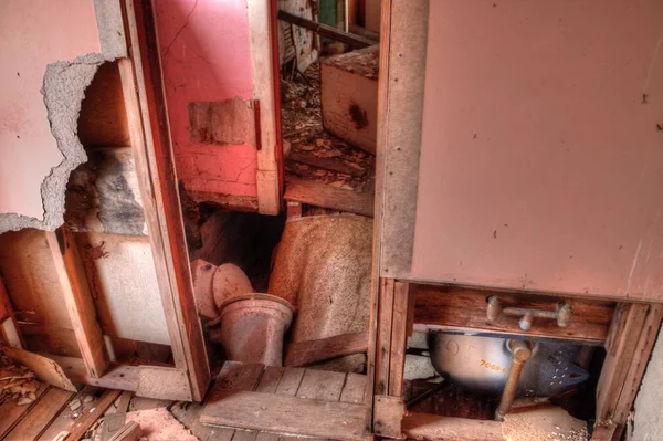 Verlaten boerderij in Zuid-Dakota langzaam vervalt — Stockfoto