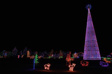 Bentleyville açık bir Noel Kutlamaları Kasım De aracılığıyla olduğunu.