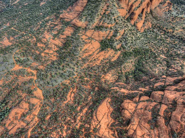 Sedona, Arizona has beautiful orange rocks and pillars in the desert — Stock Photo, Image