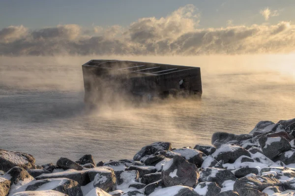 Canal Park is a popular tourist Destination in Duluth, Minnesota on Lake Superior — Stock Photo, Image