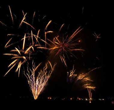 Fireworks bir büyük ekran bir kongre sırasında Sioux Falls Fuar