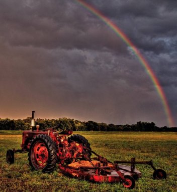 Güçlü ve güzel fırtına bulutları at Sunset Sioux Falls, Güney Dakota dışında yaz aylarında
