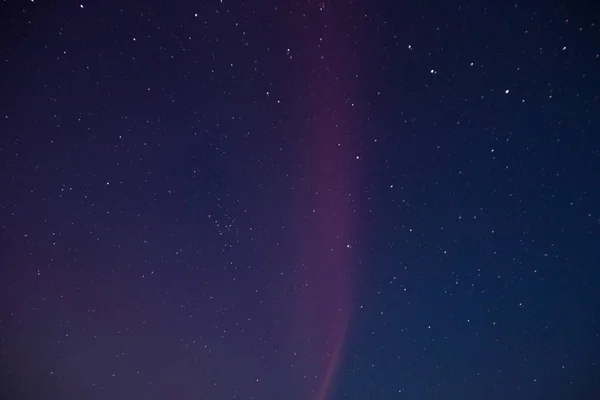 Polární záře a polární záře nad jezerem Superior na severním břehu jezera Superior v Minnesotě — Stock fotografie