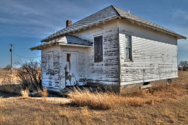 Abandoned Farm Houses in Rural South Dakota slowly decay. — Stock Photo, Image