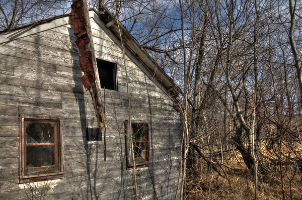Casa abandonată din Minnesota se destramă încet — Fotografie, imagine de stoc