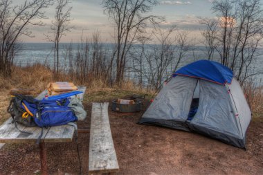 Bir eyalet parkı üzerinde North Shore Lake Superior ve Minnesota Temperance nehirdir