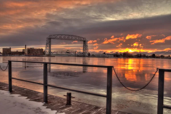 Duluth je populární turistickou destinací v Severní Minnesotě na břehu Lake Superior — Stock fotografie