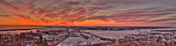 Duluth egy népszerű idegenforgalmi célpont, északi Minnesota, a tó partján Superior partján — Stock Fotó