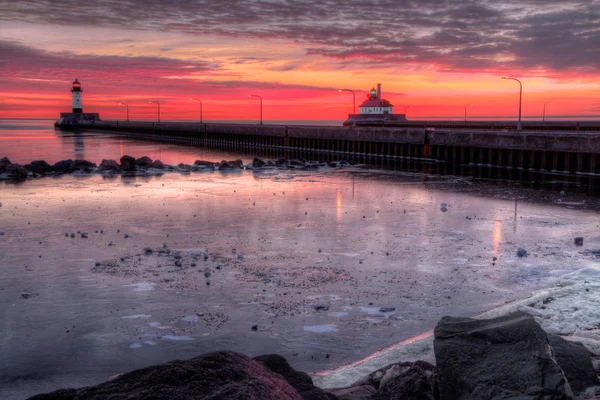 Duluth je populární turistickou destinací v Severní Minnesotě na břehu Lake Superior — Stock fotografie