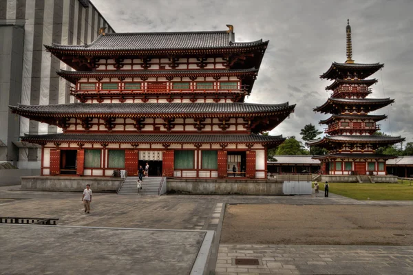 薬師寺は奈良県の宗教的な寺院 — ストック写真