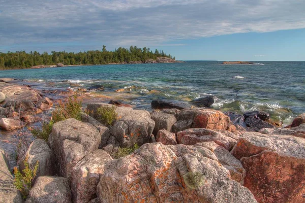 Озеро Верхнє Провінційний парк розташований на березі озера в Північне Онтаріо, Канада — стокове фото