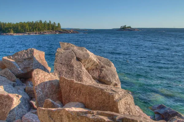 Lake Superior Provincial Park is on the Shore of the Lake in Northern Ontario, Canada — Stock Photo, Image