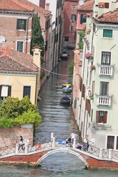 Veneza Canais Veneza Itália Gôndolas Barcos Nos Canais Data 2007 — Fotografia de Stock