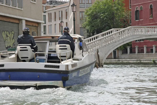 Velence Rendőrségi Hajó Velence Olaszország Rendőrség Canal Boat Dátum 2007 Stock Kép