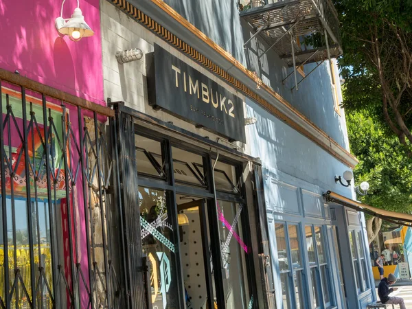 En las afueras de la tienda de Timbuk2 en San Francisco — Foto de Stock