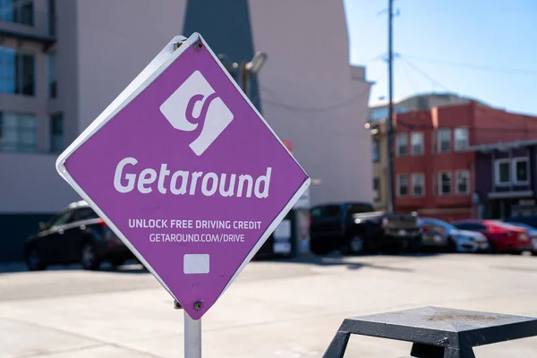 Getaround en línea peer-to-peer carshare sign location — Foto de Stock