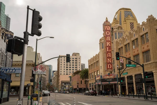 Berömd Fox Oakland Theatre konserthus entré från entrén — Stockfoto