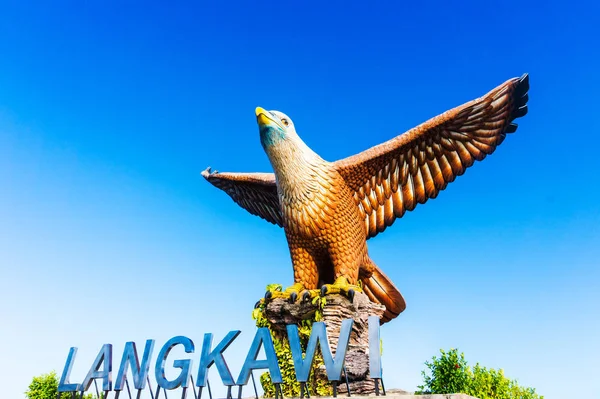Büyük kartal heykeli kartal kare Langkawi Island, Malezya