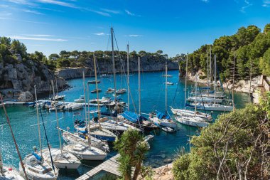 Calanque de Port Miou - Provence 'deki Cassis Köyü yakınlarındaki fiyort