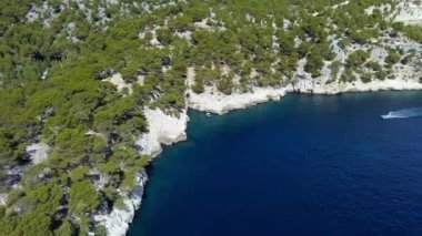 Fransız fiyortları, Calanques Ulusal Parkı, Cassis, Provence 'ın masmavi kıyıları