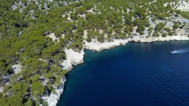 Fiordy francuskie, Park Narodowy Calanques, Cassis, lazurowe wybrzeże Prowansji — Wideo stockowe