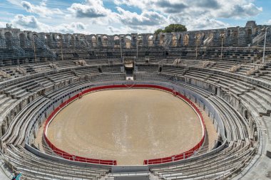 Arles 'deki Antik Roma Amfitiyatrosu