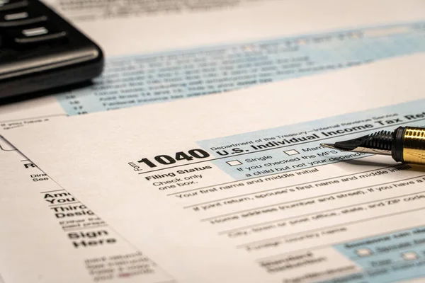 Φορολογικά Έντυπα 1040 Ηπα Ατομική Δήλωση Φόρου Εισοδήματος Φορολογική Ώρα — Φωτογραφία Αρχείου