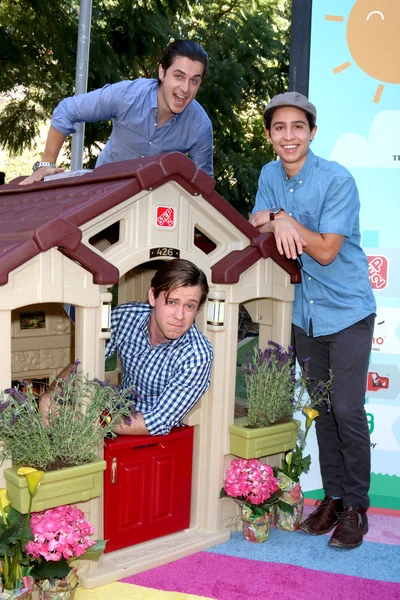 Brandon Hall, Lorenzo James Henrie, David Henrie — Stock Photo, Image