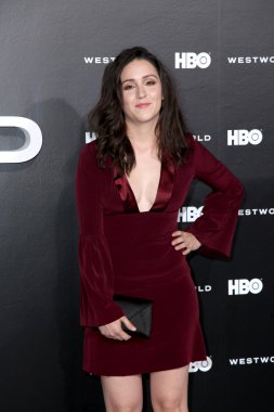 aktris Shannon Woodward