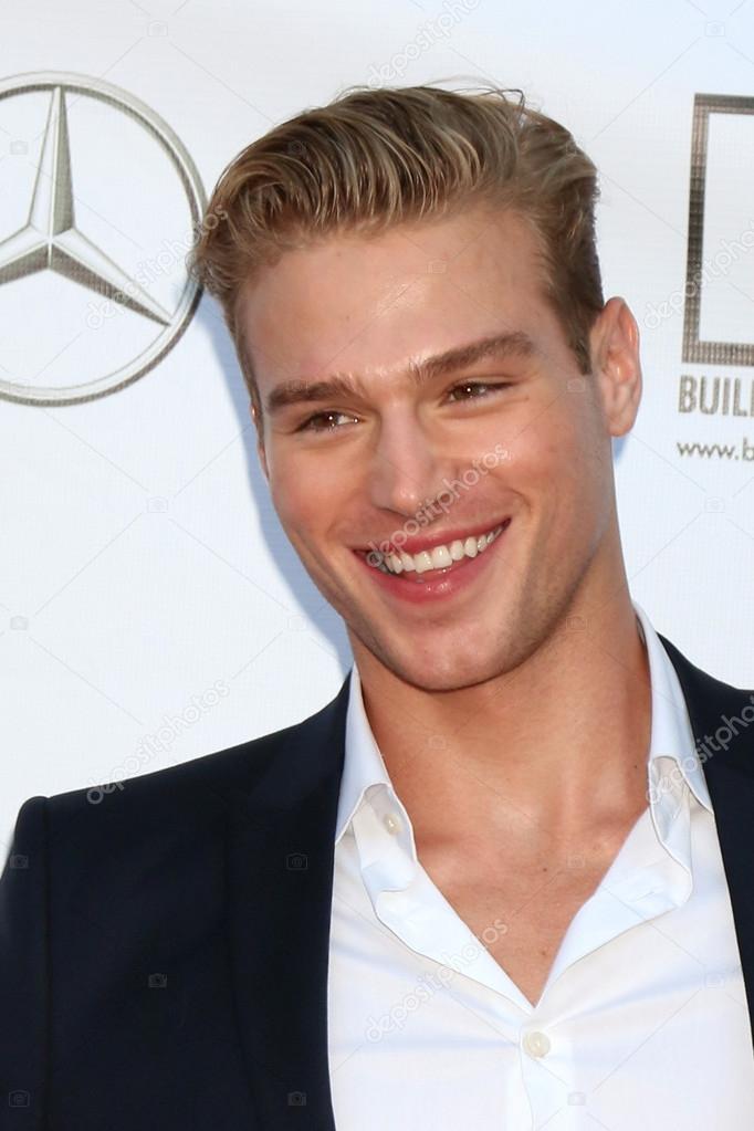 Model Matthew Noszka — Stock Editorial Photo © Jean_Nelson #125454748