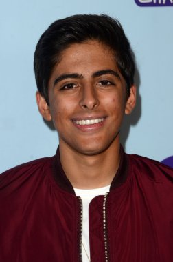 aktör Karan Brar