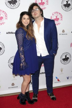 Jillian Rose Reed, Marty Shannon