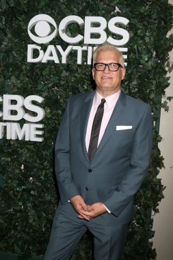 aktör Drew Carey
