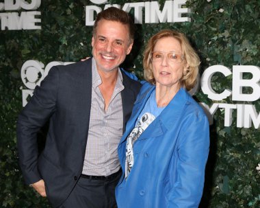 Christian Leblanc, Elizabeth Hubbard 