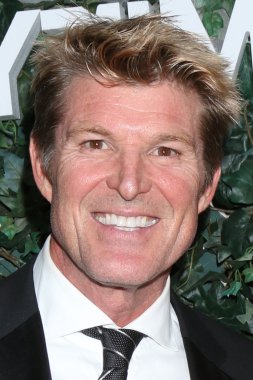 oyuncu Winsor Harmon