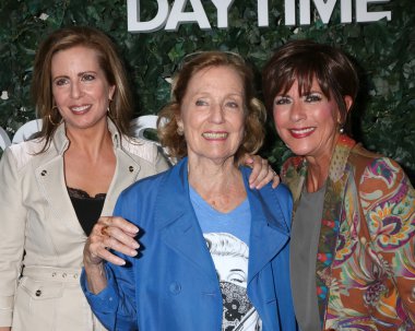 Martha Byrne, Elizabeth Hubbard, Colleen Zenk 