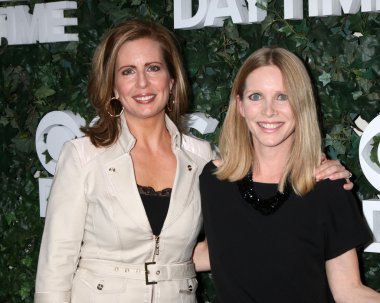 Martha Byrne, Lauralee Bell 