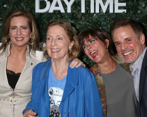 Martha Byrne, Elizabeth Hubbard, Colleen Zenk, Christain Leblanc — Foto de Stock